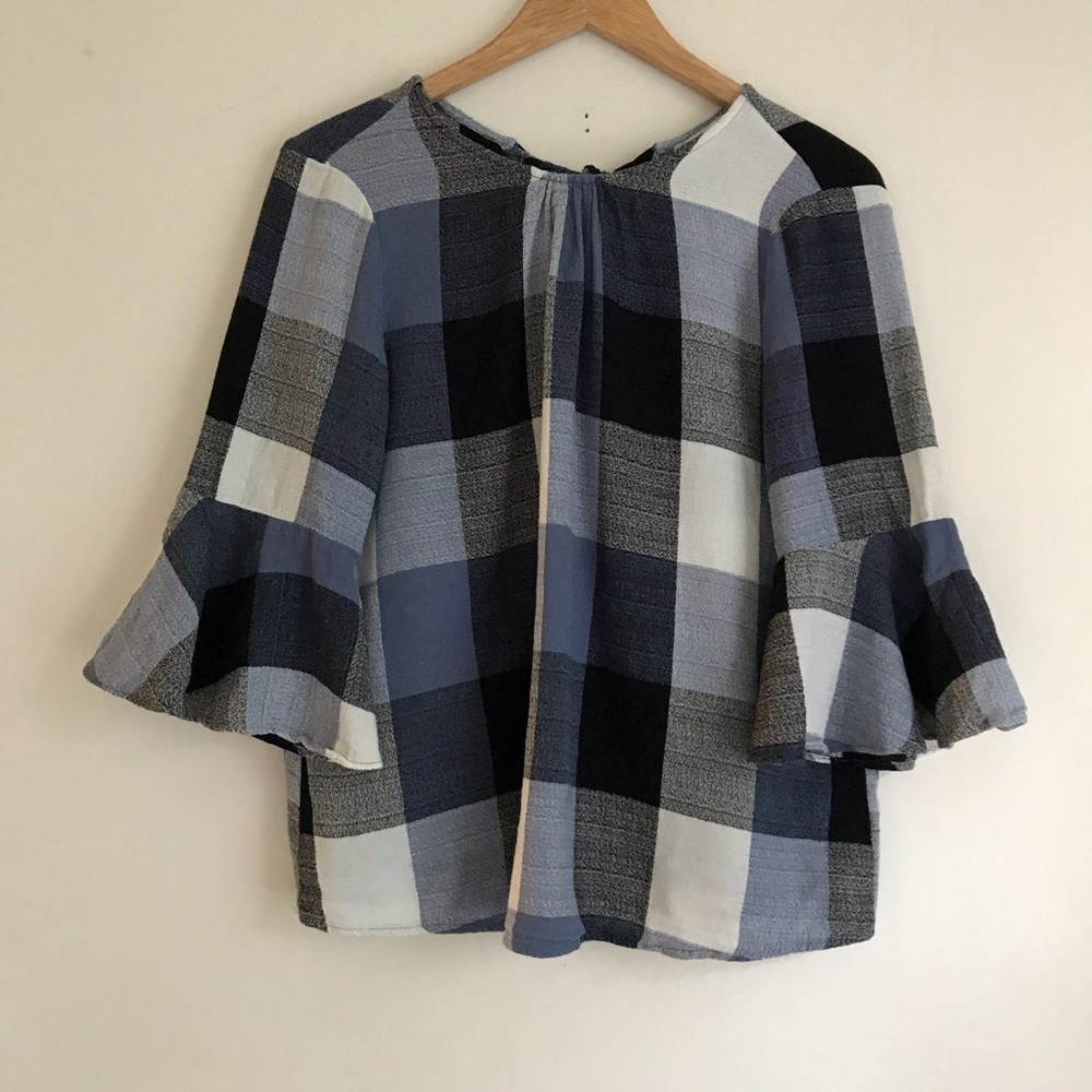 Plaid top